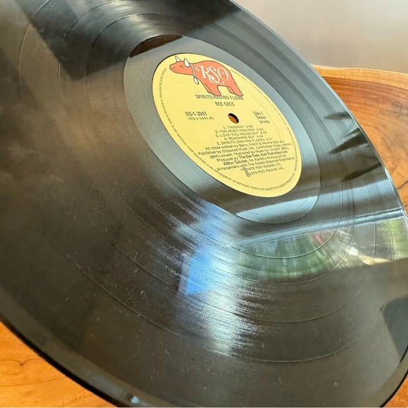 Bee Gees 1979 “Spirits Having Flown” Vinyl Record Polygram - Picture 14 of 17